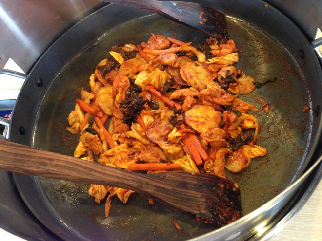 Dakgalbi Seafood - cooking in progress